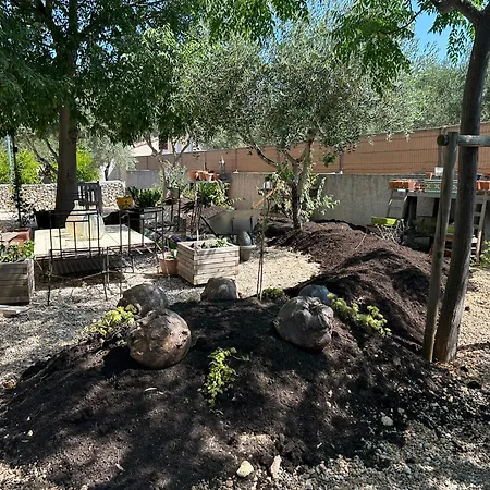 Au Ciel Etoile Bed & Breakfast 3*